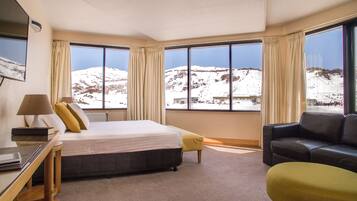 Suite ejecutiva, 2 habitaciones | Vista al resort