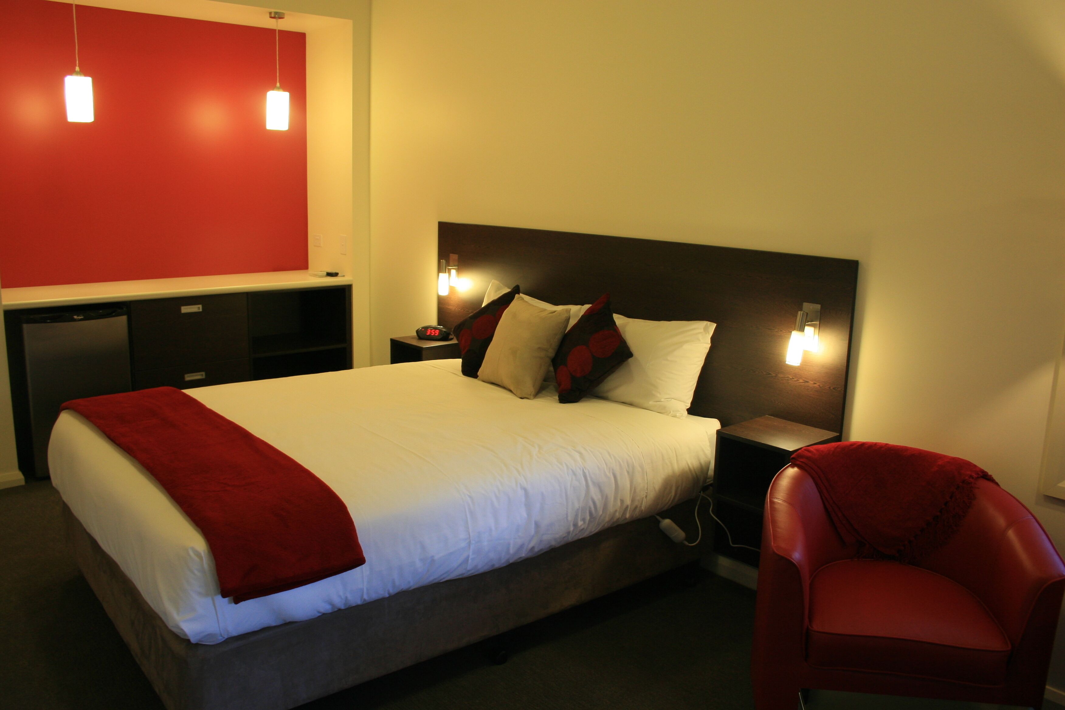 Phòng Tiêu chuẩn | Bàn ủi/dụng cụ ủi quần áo 