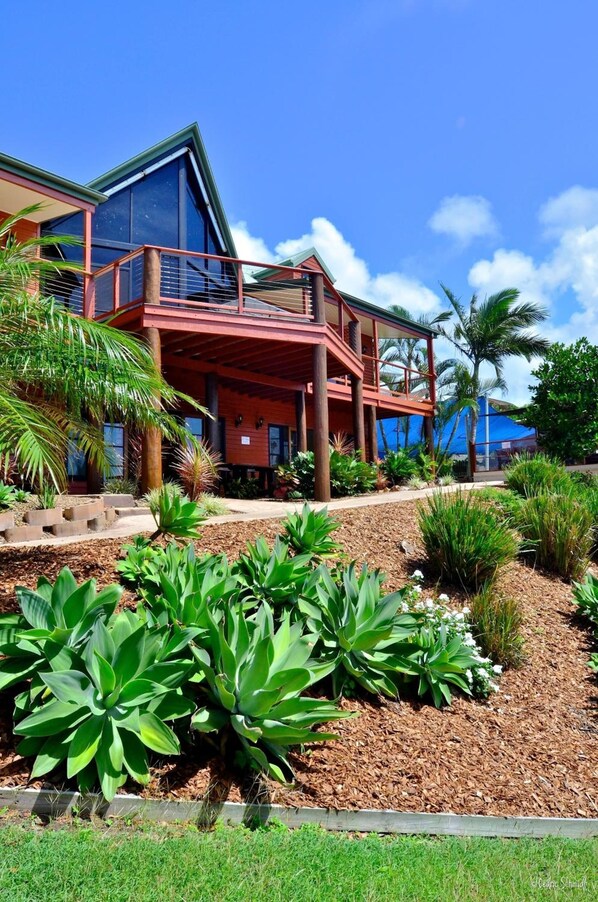 Exterior - Escape 1770- Adults Only (Agnes Water)