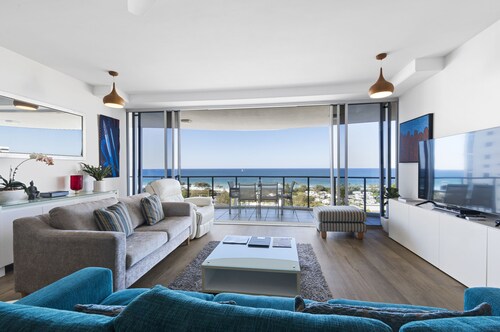 Silver Sea On Sixth Resort