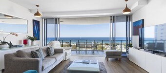 Silver Sea On Sixth Resort