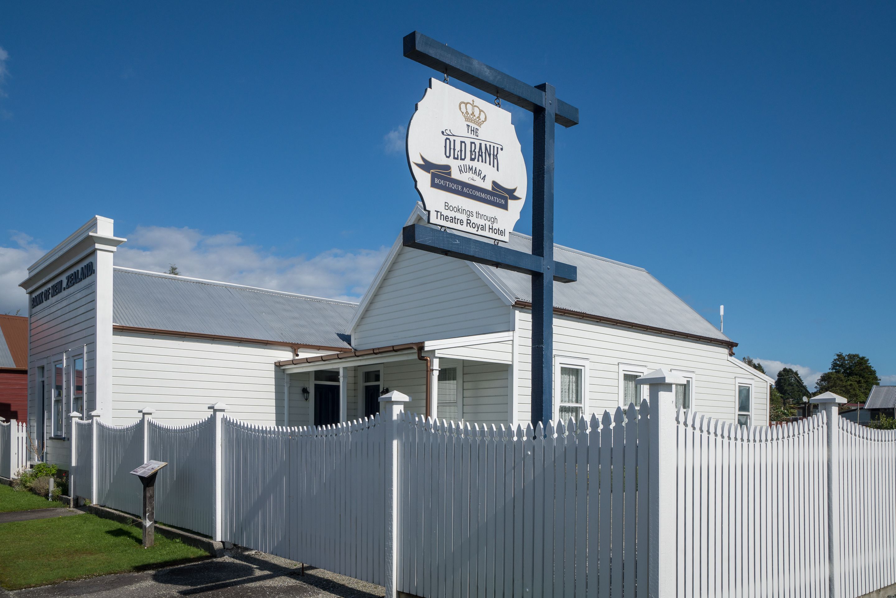 grand suite | 1 bedroom, soundproofing, free wifi, bed sheets