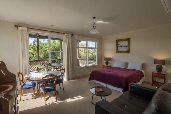 Cottage tiện nghi đơn giản (In Cottage) | Phòng cách âm, truy cập Internet không dây miễn phí, bộ trải giường