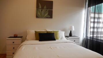 Premium bedding, iron/ironing board, bed sheets