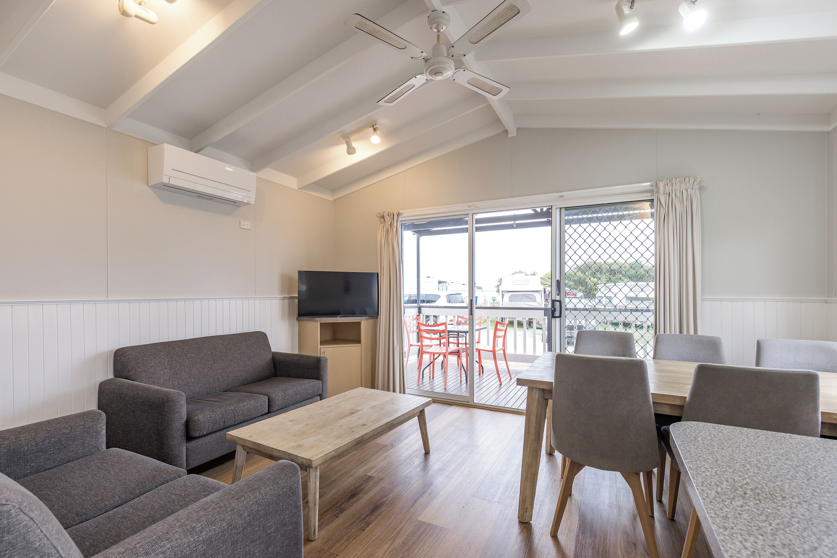 Pelican Cabin | Living area | Flat-screen TV, DVD player