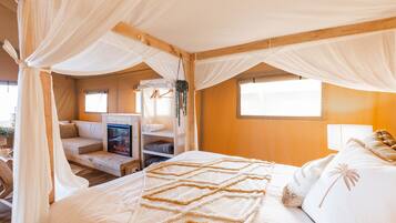 Tent | 1 bedroom, iron/ironing board, bed sheets