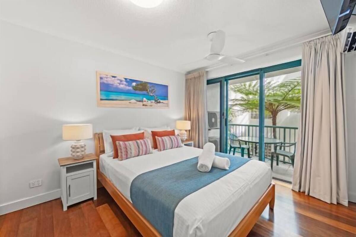 Decoración personalizada, muebles diferentes y escritorio