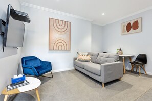 Living area - Civic Apartments (Wagga Wagga)