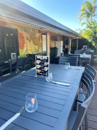 Restaurant. Beagle Hotel