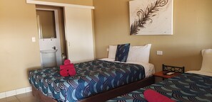 Kamar Twin Deluks | Bantalan ekstra lembut, Wi-Fi gratis, dan seprai linen