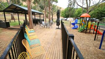 Children’s play area – outdoor