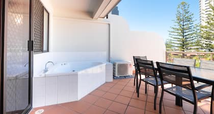 Burleigh on the Beach Holiday Apartments
