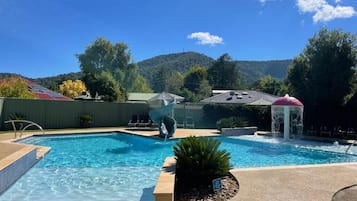 Piscina all'aperto