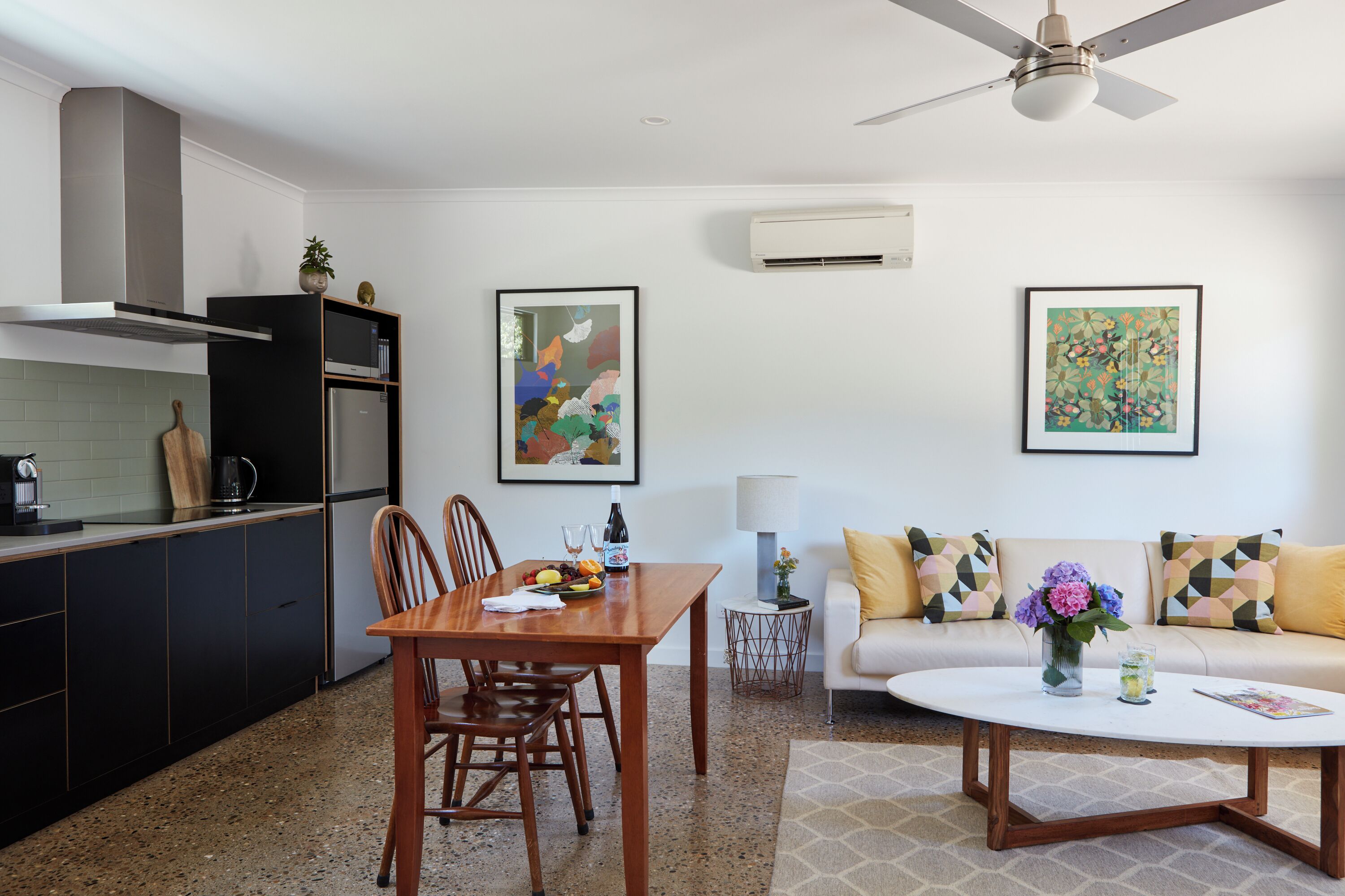 Apartment 6-Boutique Apartment 1 Bedroom | Living area