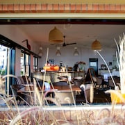 Tea Gardens Hotel