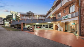 Fachada da propriedade