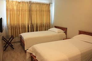 Schreibtisch, kostenloses WLAN