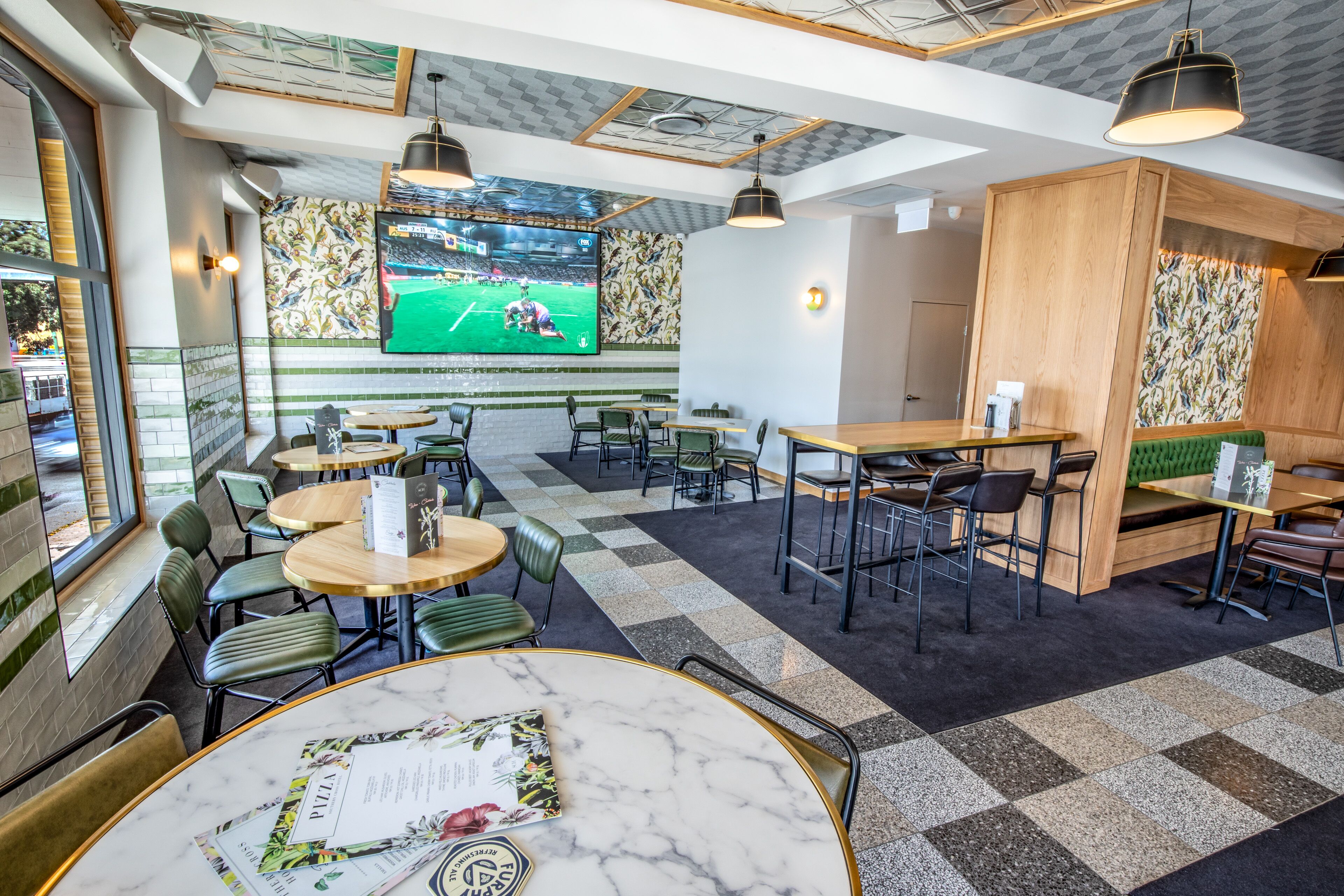 Photo - Southern Cross Hotel