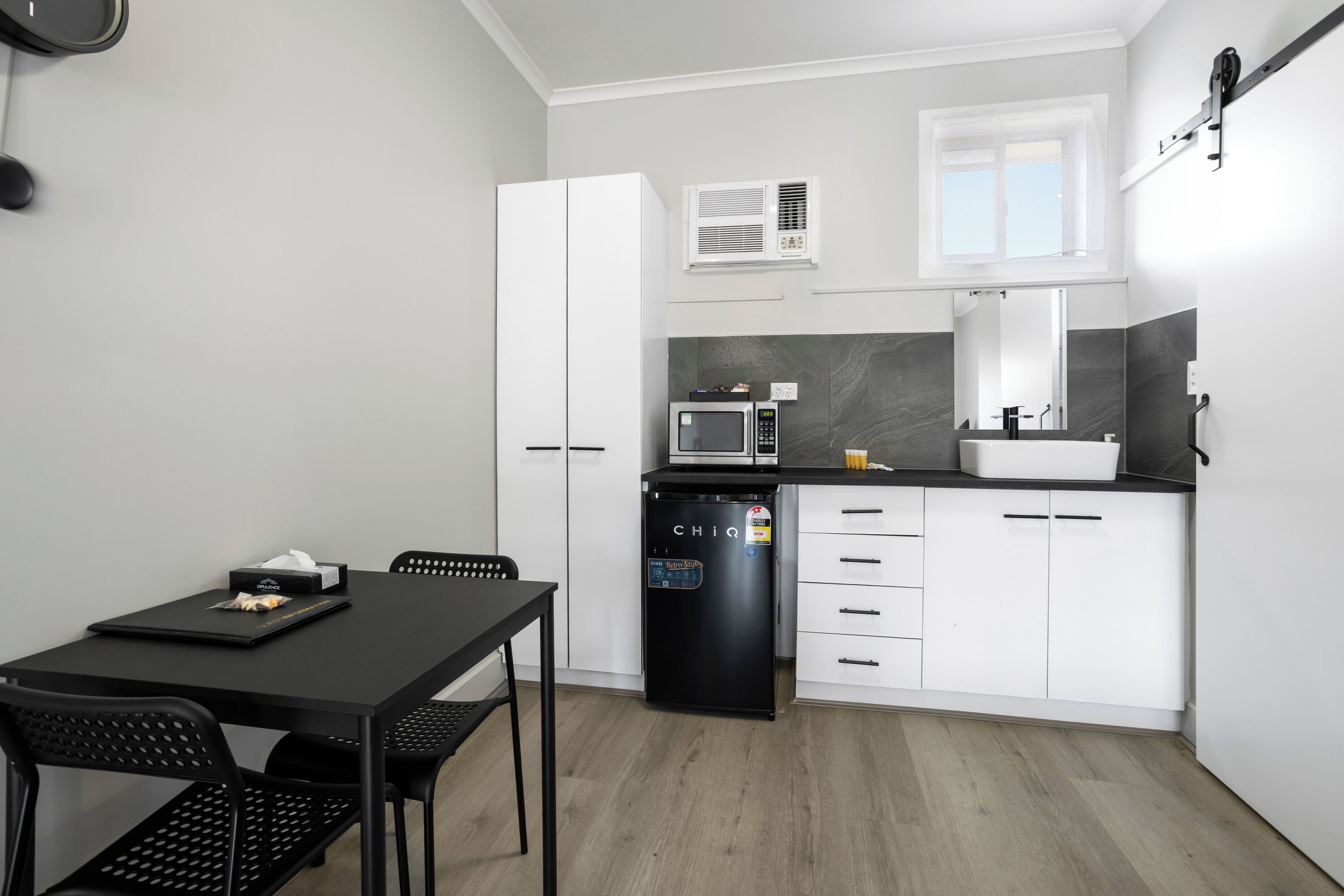 Family Room | Private kitchen