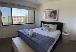 Standard Apartment, 2 Bedrooms, Non Smoking, Kitchen (LIMITED OCEAN VIEW 3+)