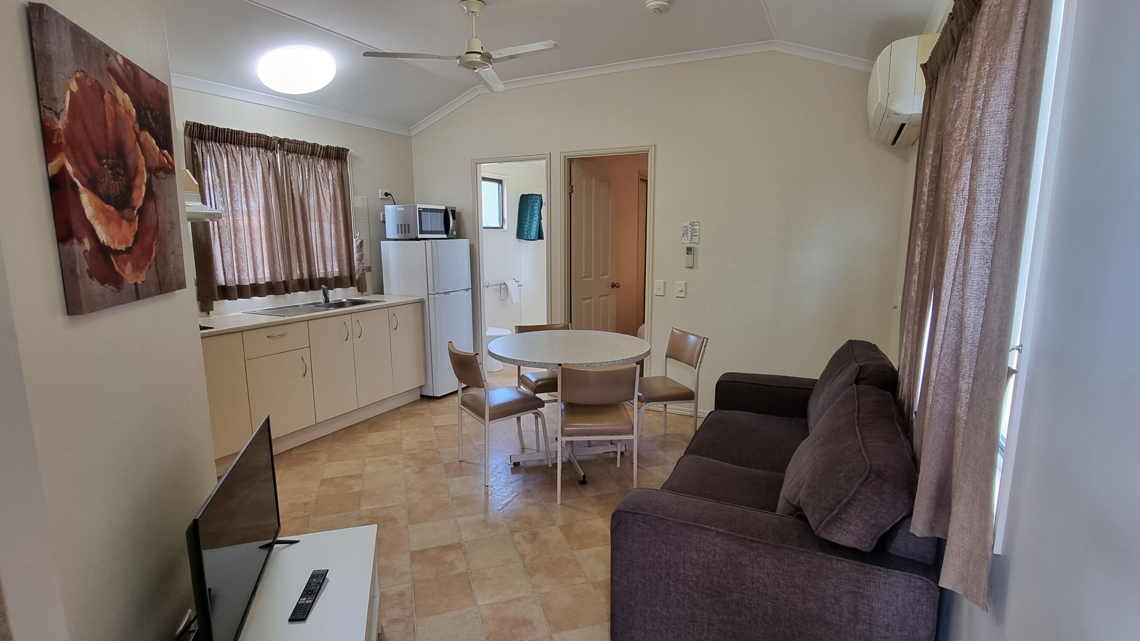 Cabane Supérieure, 2 chambres (Non Dog Friendly) | Coin séjour