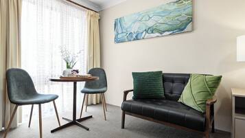 Desk, iron/ironing board, free WiFi, bed sheets