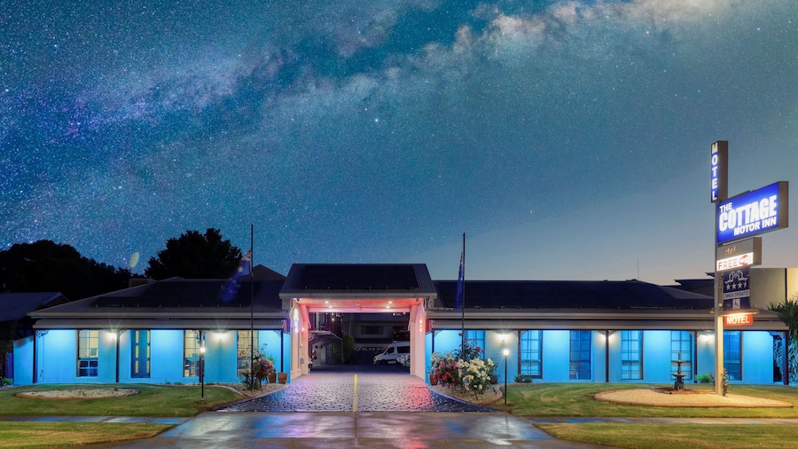 The Cottage Motor Inn Albury CBD