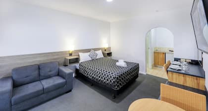 The Cottage Motor Inn Albury CBD