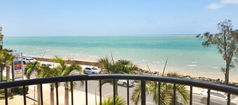 Santalina On Hervey Bay