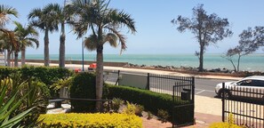 Pemandangan pantai/laut