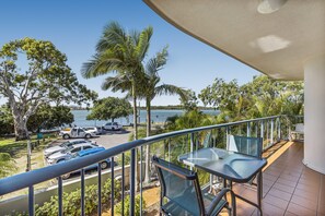 Terrace/patio - Reflections Holiday Apartments (Maroochydore)