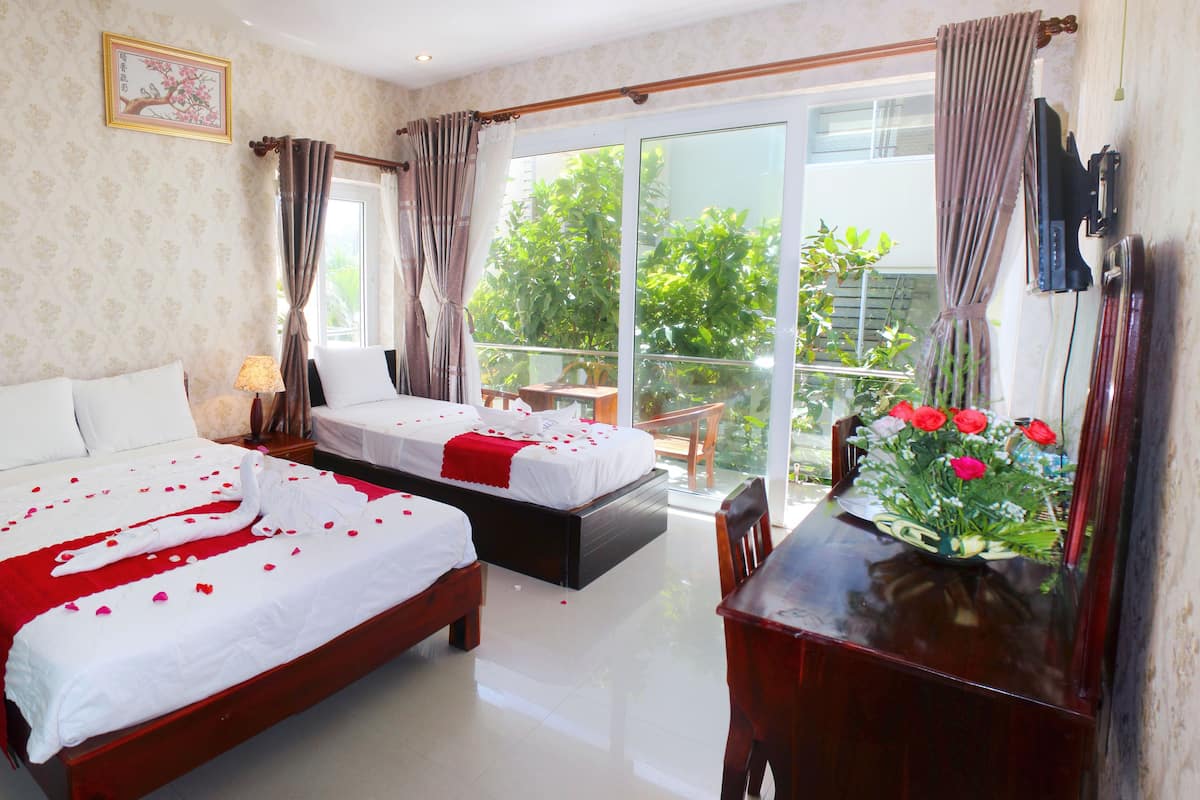 21-inch TV with cable channels