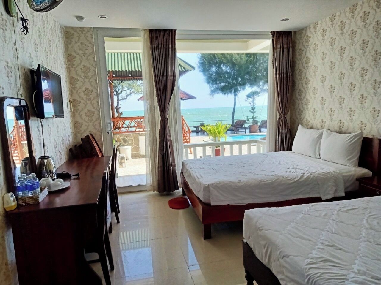 Deluxe Triple Room, Sea Facing