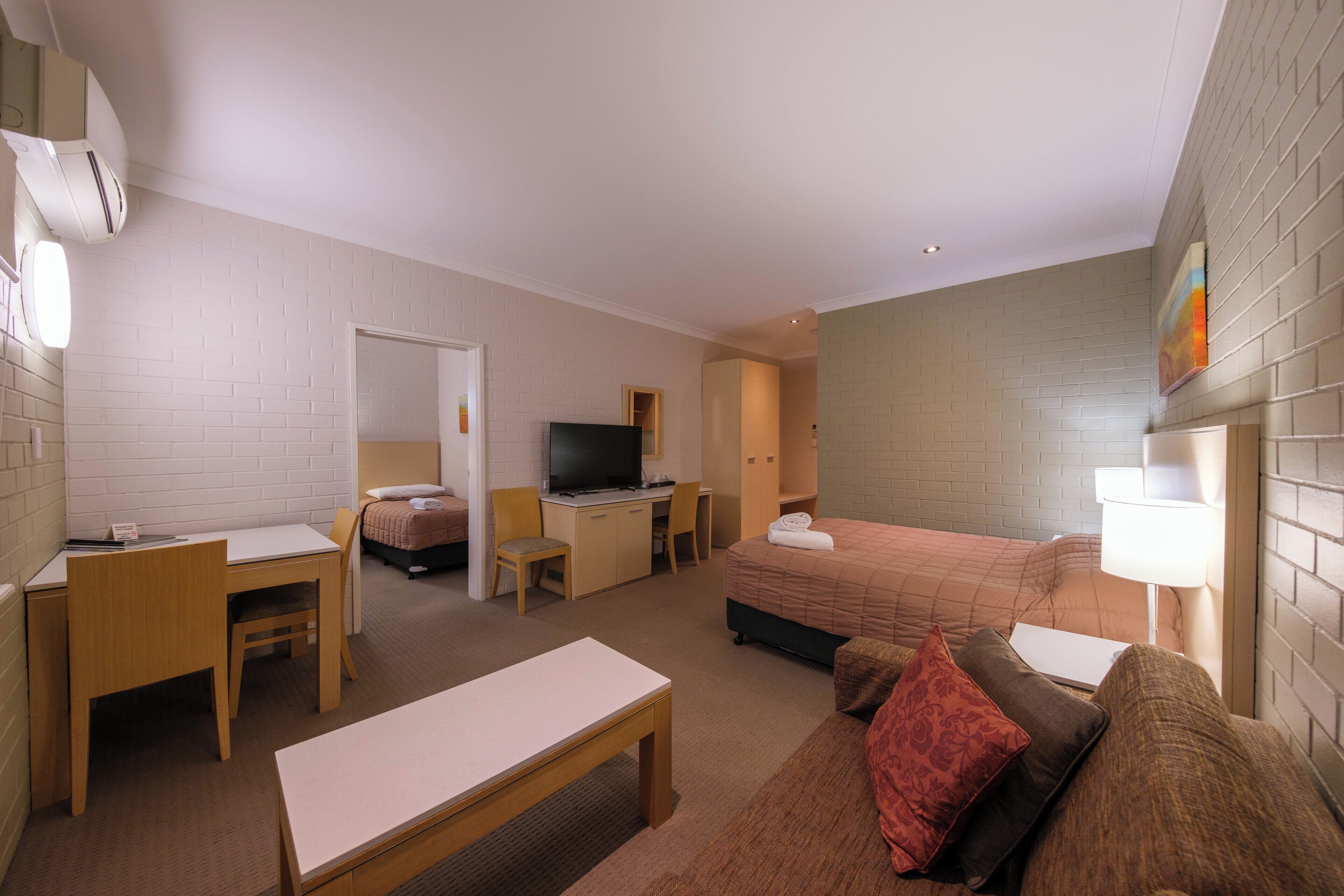 Photo - Imperial Motel