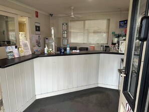 Reception - Begonia City Motor Inn (Sebastopol)