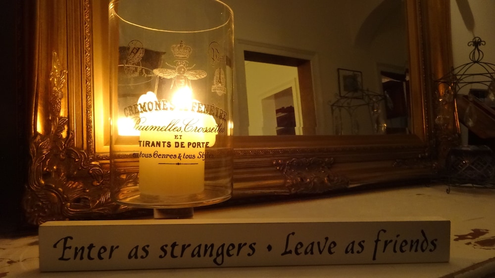 The Globe Inn by null