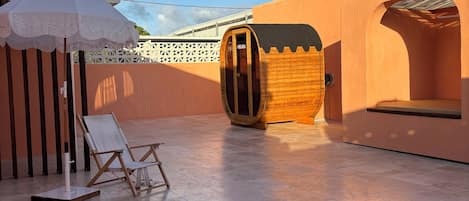 Piscine extérieure, cabanas gratuites, parasols