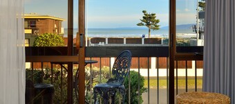 懷卡內海灘汽車旅館