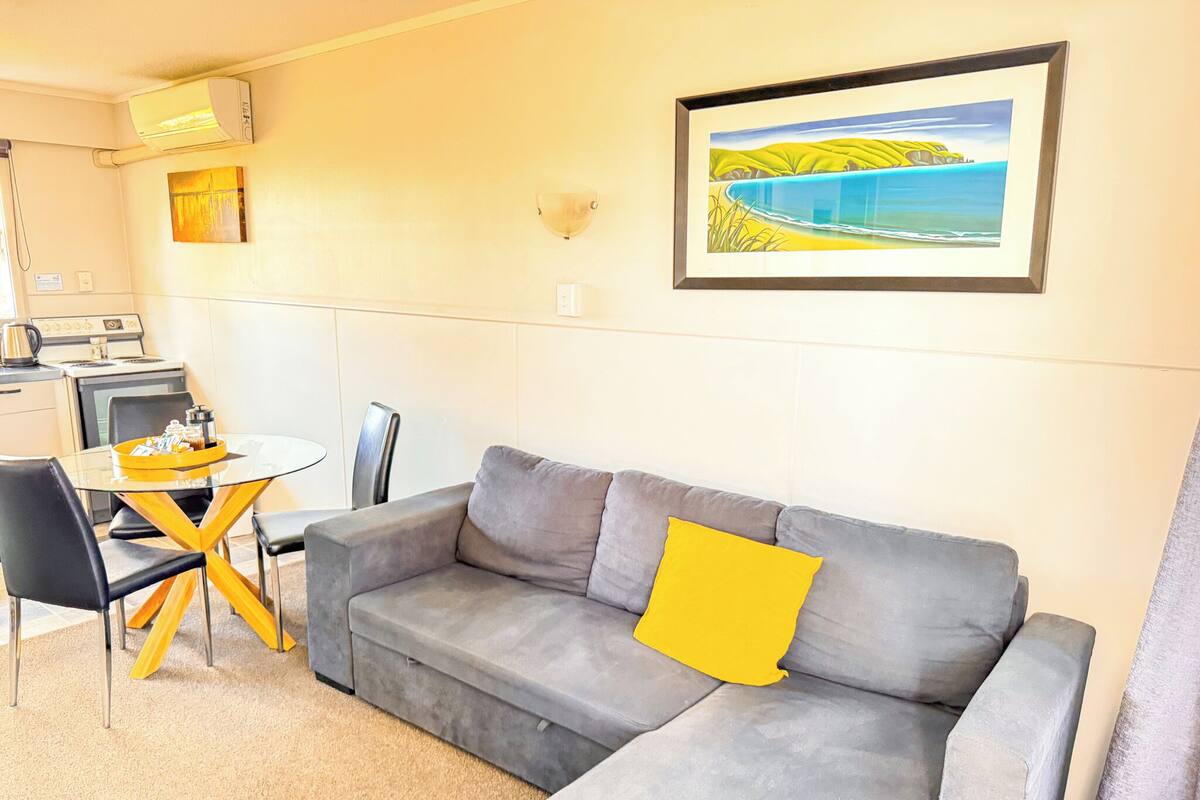 1 Bedroom Triple | Living area