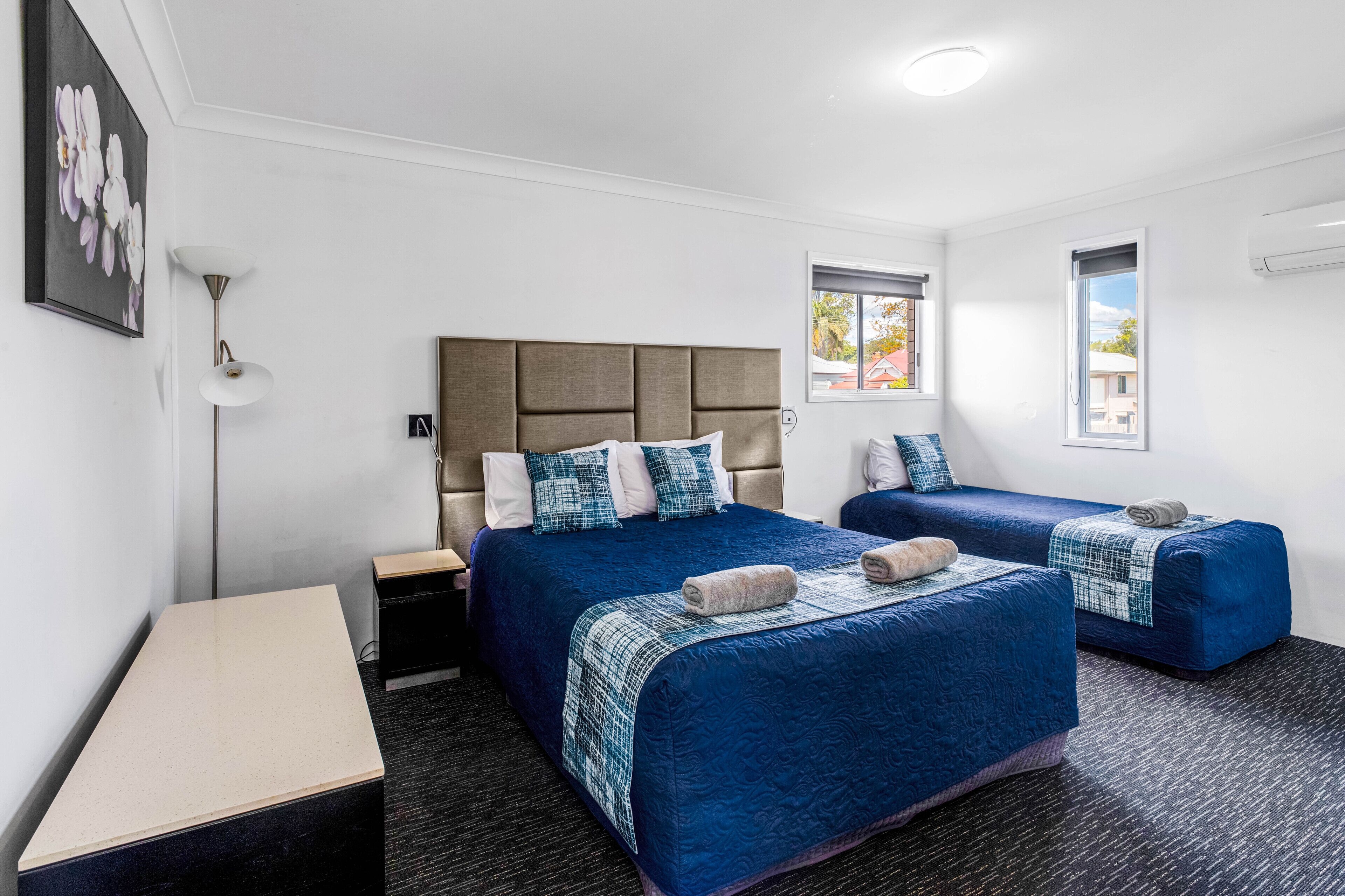 Standard Room, Kitchen (3 bedroom unit) | Desk, laptop workspace, iron/ironing board, cribs/infant beds