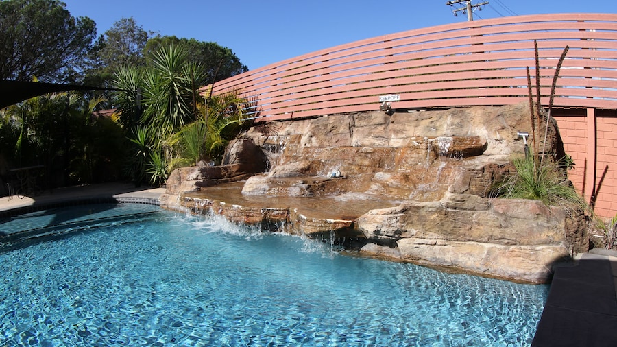 Sleepy Hill Motor Inn