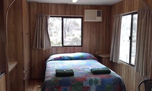 Cabaña Confort, 1 cama matrimonial, cocineta | 1 habitación, ropa de cama de alta calidad y ropa de cama 