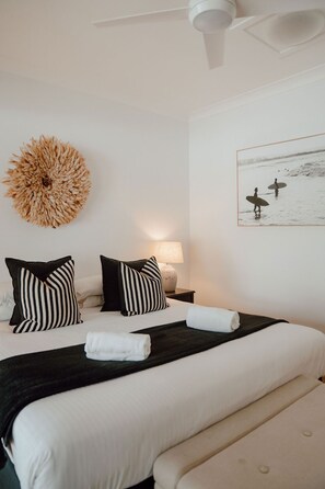 7-Bedroom Fun House | Individually decorated, individually furnished, free WiFi, bed sheets - The Cove Jervis Bay (Jervis Bay)