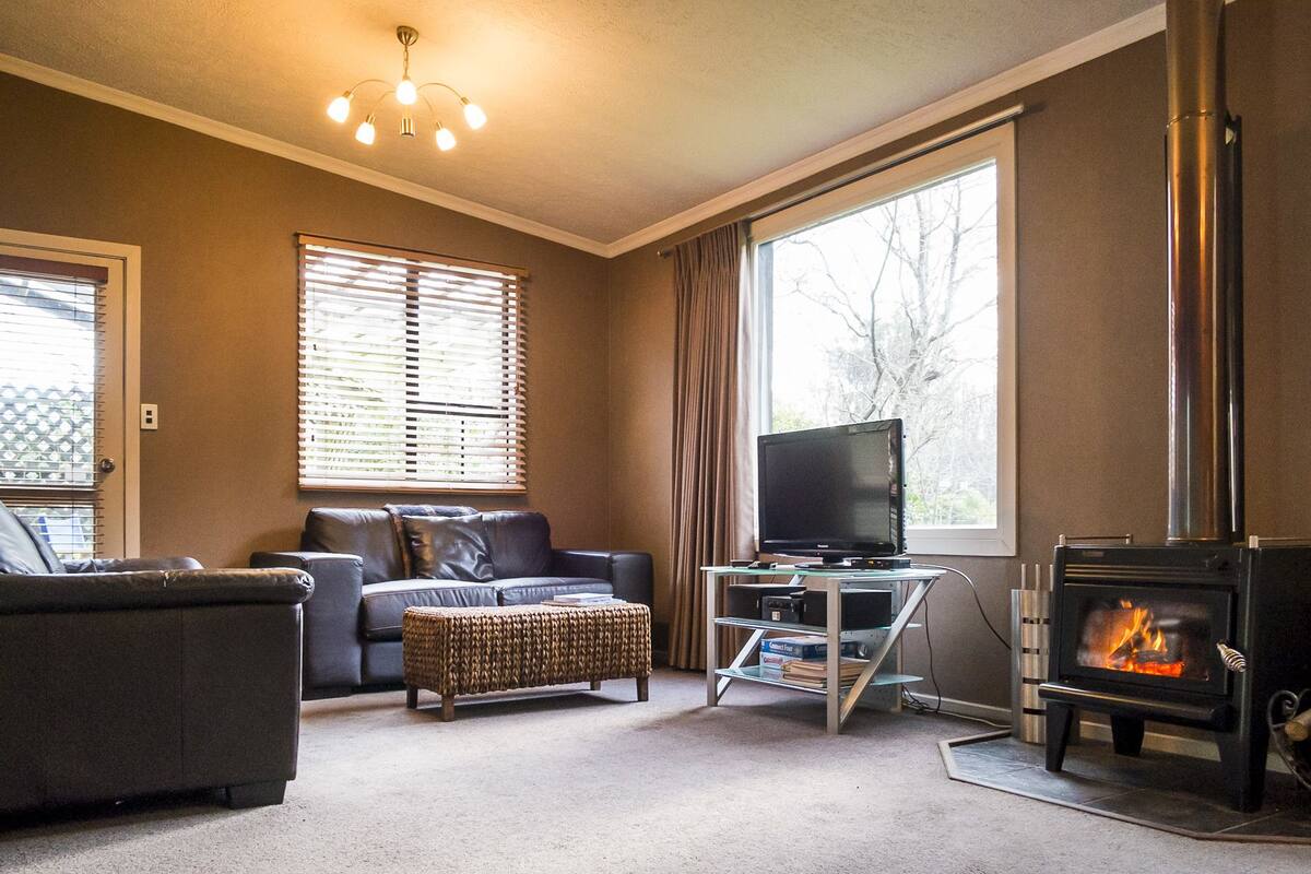 Standard Suite, 1 Bedroom, Non Smoking, Kitchen (The Cottage -self catered) | Living area | Flat-screen TV