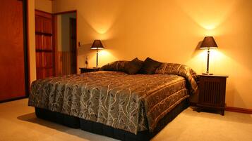 スタンダード スイート 1 ベッドルーム 禁煙 バルコニー (The Tamarisk Room) | 高級寝具、WiFi (無料)