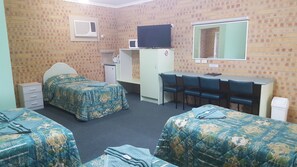 Family Room, Non Smoking, Kitchenette