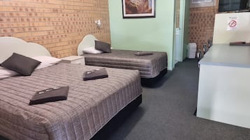 Escritorio y wifi gratis