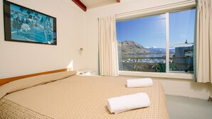 Standard Apartment, 2 Bedrooms, Non Smoking, Kitchen (Unit) | 2 bedrooms, iron/ironing board, cots/infant beds, bed sheets