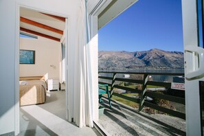 Standard Apartment, 2 Bedrooms, Non Smoking, Kitchen (Unit) | Balcony
