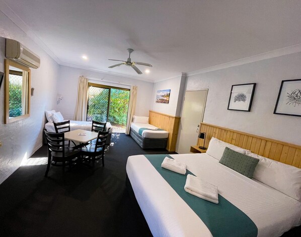 Deluxe Triple Room